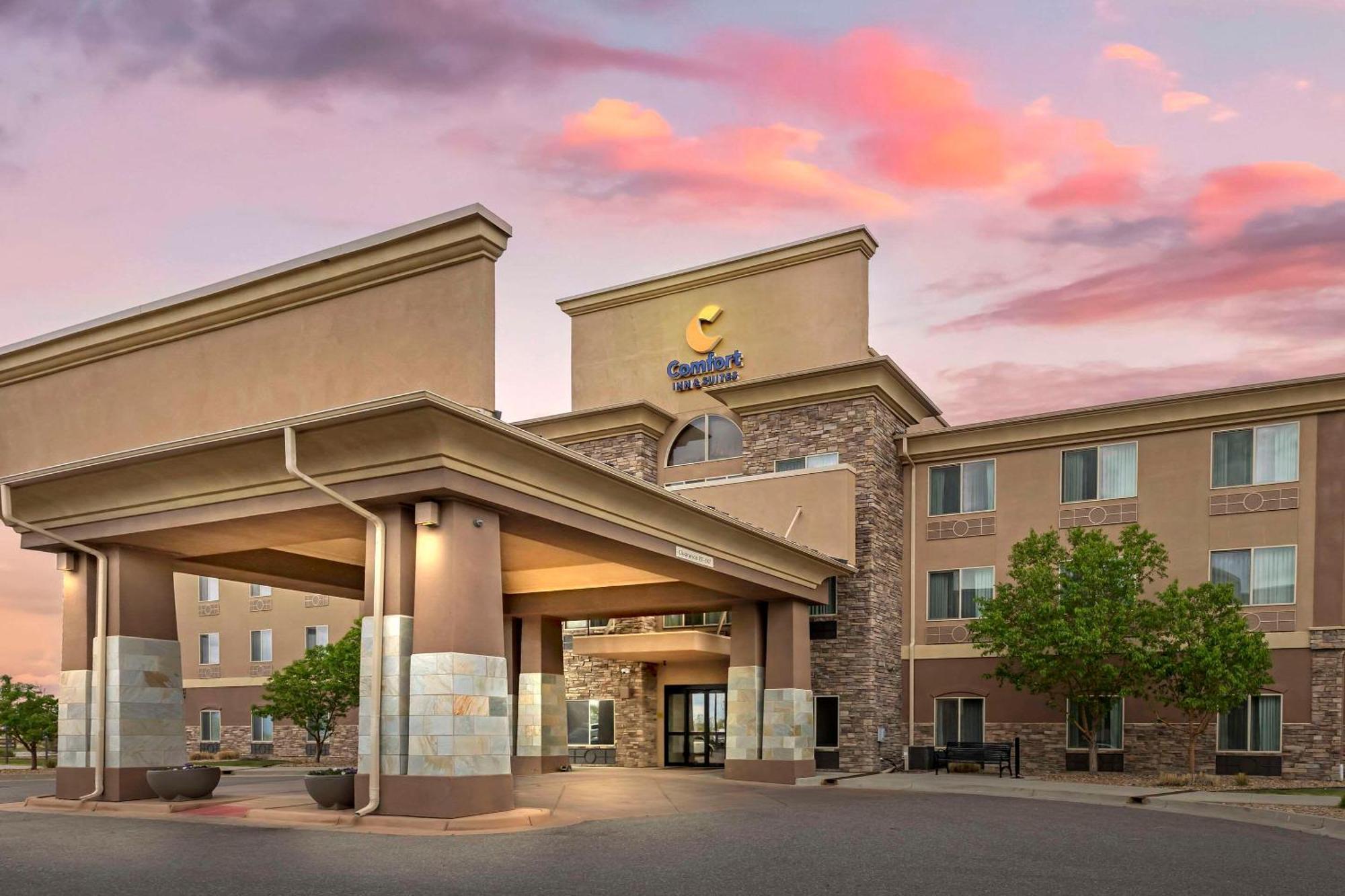 Comfort Inn & Suites Brighton Denver Ne Medical Center Eksteriør bilde