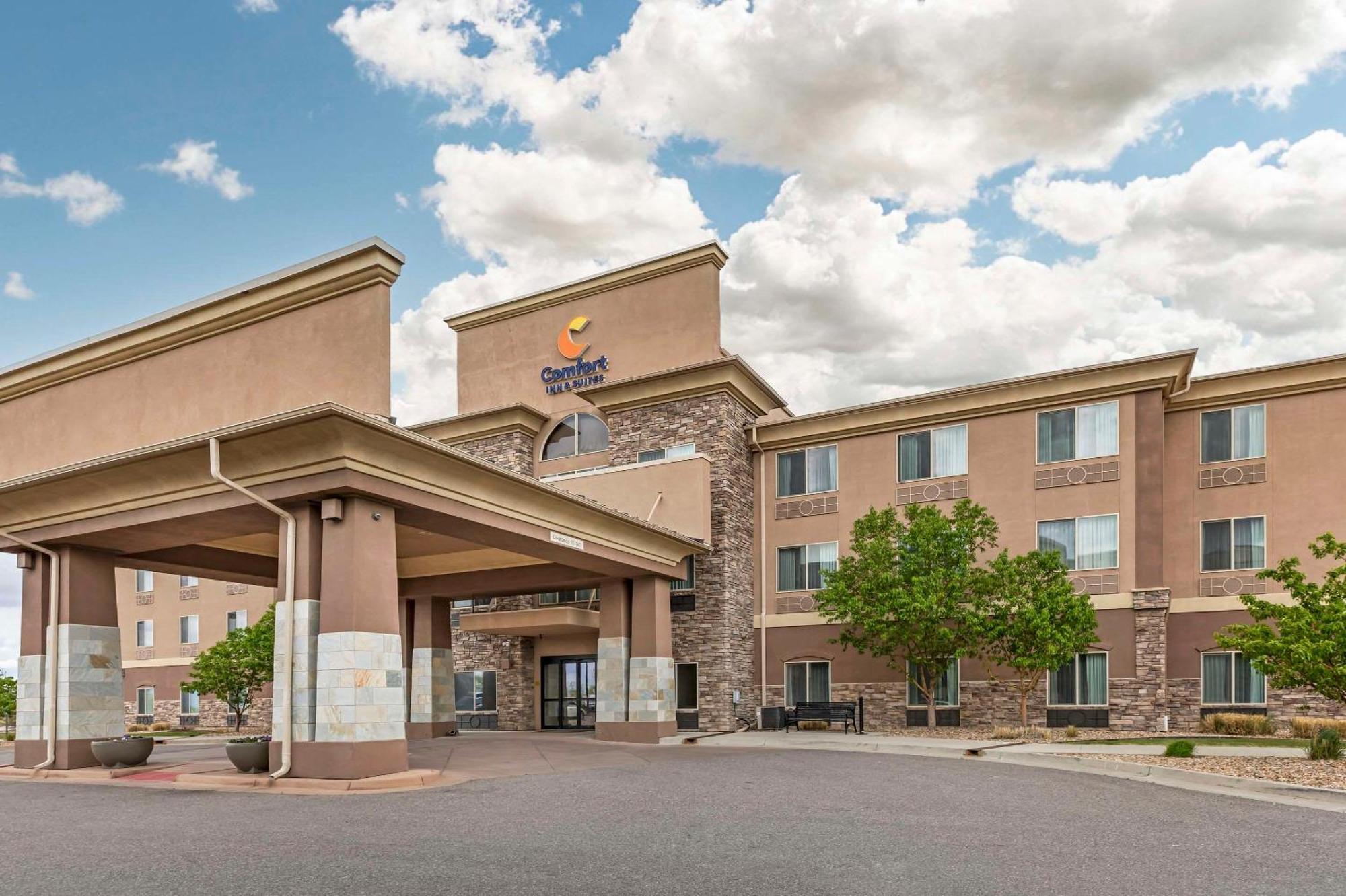 Comfort Inn & Suites Brighton Denver Ne Medical Center Eksteriør bilde